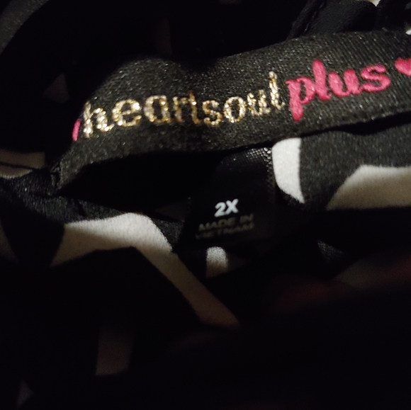 ❤Black & White Sleeveless Top - Picture 7 of 8